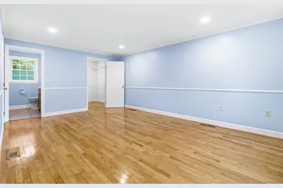 15 Malloy St, Medway, MA 02053 - Photo 26