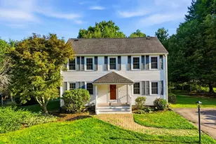 15 Malloy St, Medway, MA 02053 - Photo 1