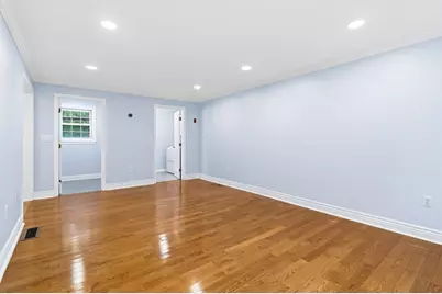 15 Malloy St, Medway, MA 02053 - Photo 36