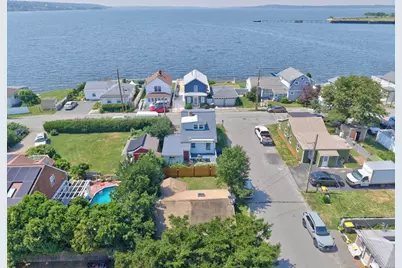 24 Ripley St, Somerset, MA 02725 - Photo 10