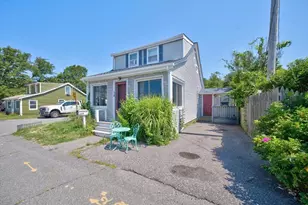 24 Ripley St, Somerset, MA 02725 - Photo 2
