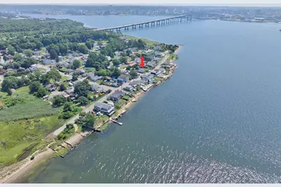24 Ripley St, Somerset, MA 02725 - Photo 1
