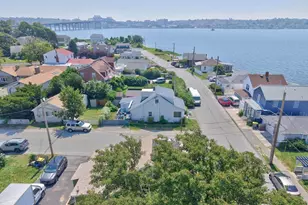 24 Ripley St, Somerset, MA 02725 - Photo 8