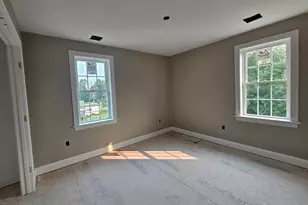 43 N Main St, Freetown, MA 02702 - Photo 28