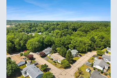 31 Fieldwood Dr, Bridgewater, MA 02324 - Photo 28