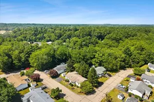 31 Fieldwood Dr, Bridgewater, MA 02324 - Photo 28