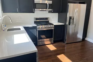 8 Chestnut Ave, Boston, MA 02130 - Photo 4