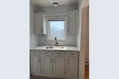376 Riverside Avenue #1, Medford, MA 02155 - Photo 4