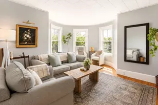 977 Main St, Melrose, MA 02176 - Photo 1