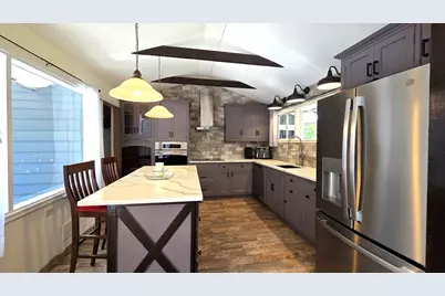19 Avon Rd, Norwood, MA 02062 - Photo 8