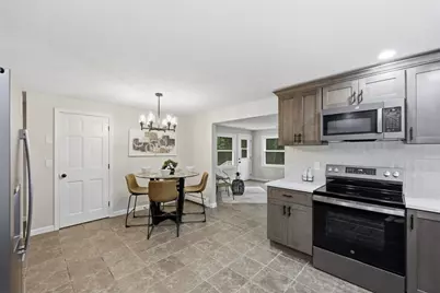 25 Norma St, Palmer, MA 01069 - Photo 8