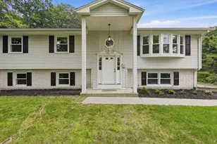 25 Norma St, Palmer, MA 01069 - Photo 2