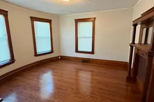 14 Perkins St, Worcester, MA 01605 - Photo 8