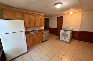 14 Perkins St, Worcester, MA 01605 - Photo 1