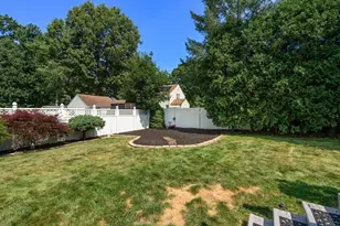 44 Fallston St, Springfield, MA 01119 - Photo 38