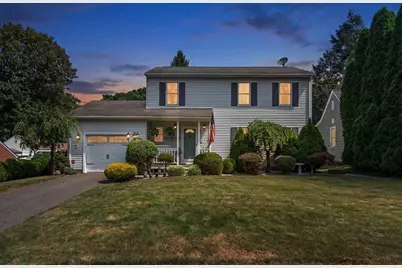 44 Fallston St, Springfield, MA 01119 - Photo 2