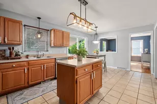 44 Fallston St, Springfield, MA 01119 - Photo 10