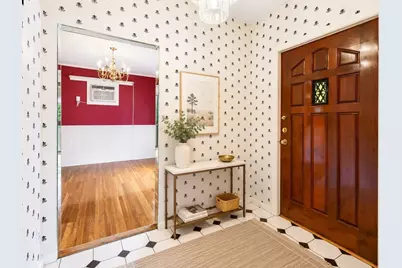 977 Main Street #1, Melrose, MA 02176 - Photo 2