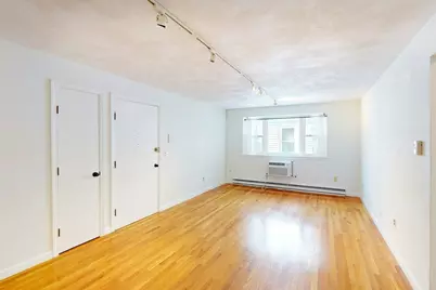 104 Trowbridge St #4, Cambridge, MA 02138 - Photo 4