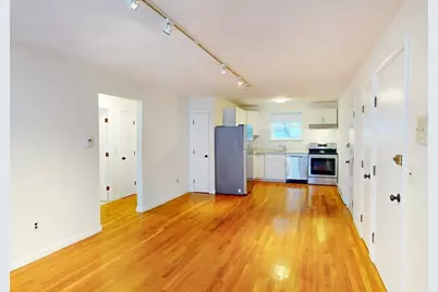 104 Trowbridge St #4, Cambridge, MA 02138 - Photo 6