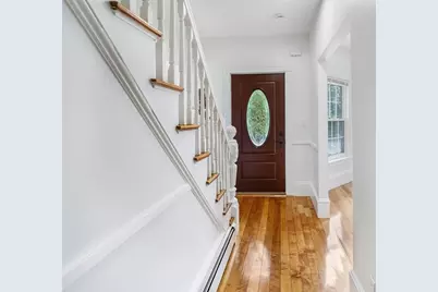 578 Plain St, Brockton, MA 02302 - Photo 8
