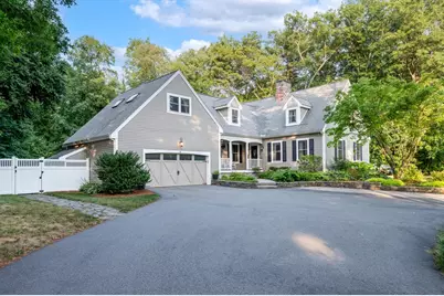 4 Dicarlo Rd, Hopkinton, MA 01748 - Photo 1