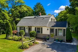 39 Harkins St, Clinton, MA 01510 - Photo 1