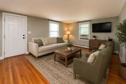 39 Harkins St, Clinton, MA 01510 - Photo 6
