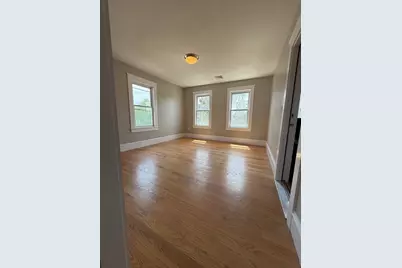 19 Endicott #3, Worcester, MA 01610 - Photo 4