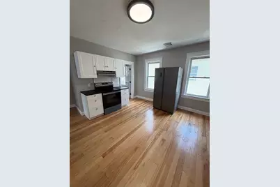 19 Endicott #3, Worcester, MA 01610 - Photo 2