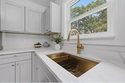 365 Lake Avenue, Worcester, MA 01604 - Photo 16