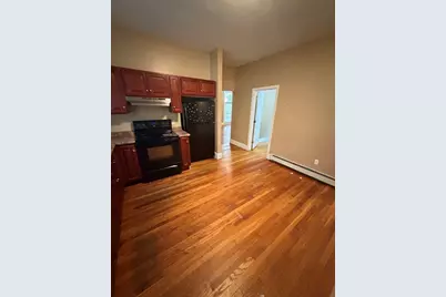 32 Warren St #1, Taunton, MA 02780 - Photo 2
