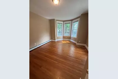 32 Warren St #1, Taunton, MA 02780 - Photo 4