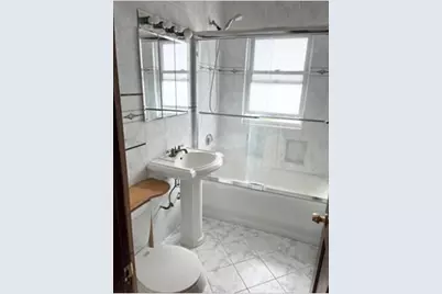 75 Bay State Rd #2, Quincy, MA 02171 - Photo 8