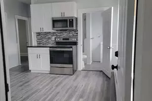 13 Regent Ave, Providence, RI 02908 - Photo 2