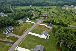 11 Woodland Ln, Belchertown, MA 01007 - Photo 8