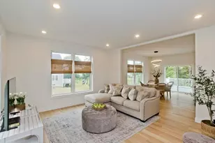 11 Woodland Ln, Belchertown, MA 01007 - Photo 10
