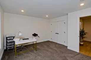 11 Woodland Ln, Belchertown, MA 01007 - Photo 30
