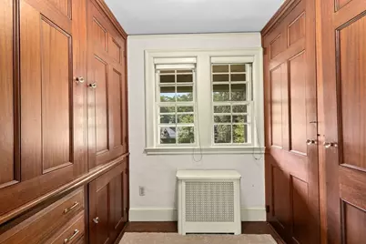 25 Hundreds Cir, Wellesley, MA 02481 - Photo 12