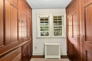 25 Hundreds Cir, Wellesley, MA 02481 - Photo 12