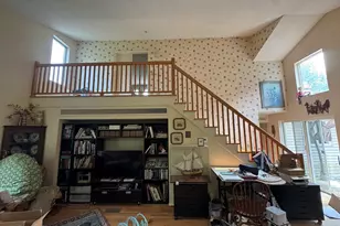 11 Robert Dr, Holyoke, MA 01040 - Photo 8