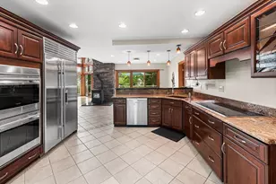 48 Sherburne Ave, Tyngsborough, MA 01879 - Photo 12