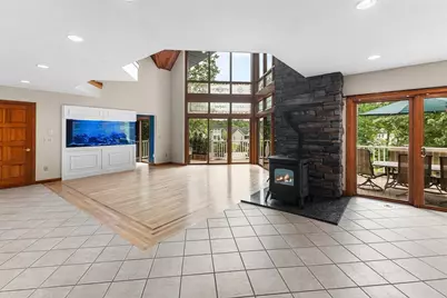 48 Sherburne Ave, Tyngsborough, MA 01879 - Photo 6