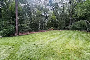 86 Mechanic St, Foxboro, MA 02035 - Photo 24