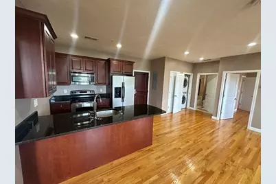 100 Fellsway West #401, Somerville, MA 02145 - Photo 2