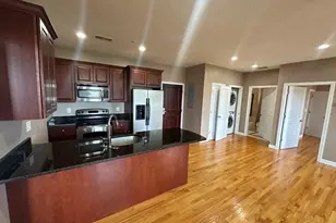 100 Fellsway W, Somerville, MA 02145 - Photo 2