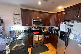 100 Fellsway W, Somerville, MA 02145 - Photo 18