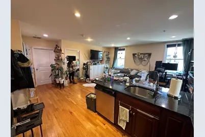 100 Fellsway West #402, Somerville, MA 02145 - Photo 14