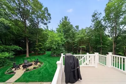 4 Pleasant St, Norwell, MA 02061 - Photo 18