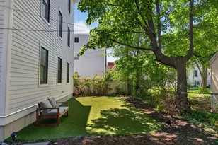 138 Centre St, Boston, MA 02124 - Photo 16